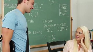 Blonde teacher Summer Brielle fuck in classroom