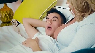 Brazzers - Moms in controllo - Sneaky Slut ha bisogno di imparare scena interpretato da Fira Ventura Leigh Darby e Jordi El Nino Polla. Brazzers - Moms in controllo - Sneaky Slut ha bisogno di imparare scena interpretato da Fira Ventura, Leigh Darby e Jor