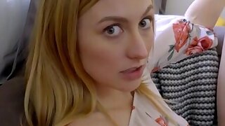 Alexa Grace vuole davvero la televisione e la gola profonda i suoi fratellastri cazzo duro e lo scopano duramente per ottenerlo. Alex Adams è davvero in televisione e la sua sorellastra Alexa Grace è completamente stufa di esso. Lei prova tutto quello che