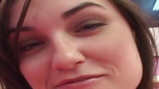 Sasha Grey nel suo primo anale e culo in bocca