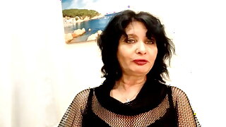 European GILF Nicolette 1.5