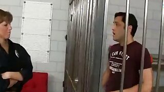 Strapon PER CD PRISIONER E POLIZIA PADRONA