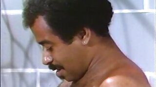 Sue Nero Viene Pompato Dalla Polizia