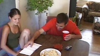 Cute giovane tatuato Teen ama Sesso rude con uomo più anziano