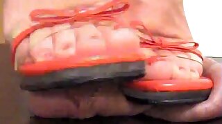 High Heels Trampling - Schwanz unter Absatz