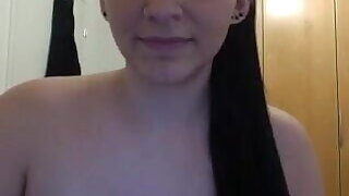 Un Primer - grandi saggy tette capezzolo succhiare