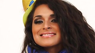 Hot shemale messicano eyed blu Shaidel