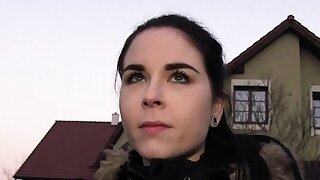 Pubblico Agente Spagnolo studente scopa per partito contanti