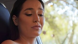 Tette piccole video porno con Gianna Dior e Lacy Lennon